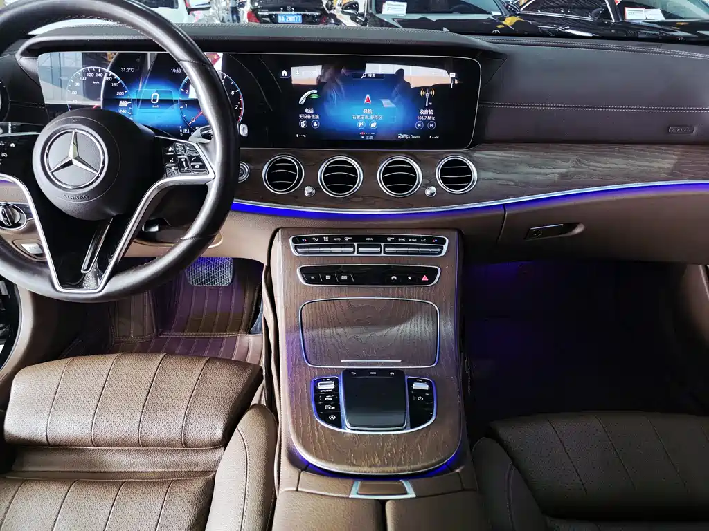 Mercedes-Benz E-Class 2021 — фото 9