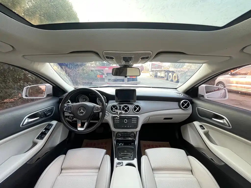 Mercedes-Benz GLA 2017 — фото 12