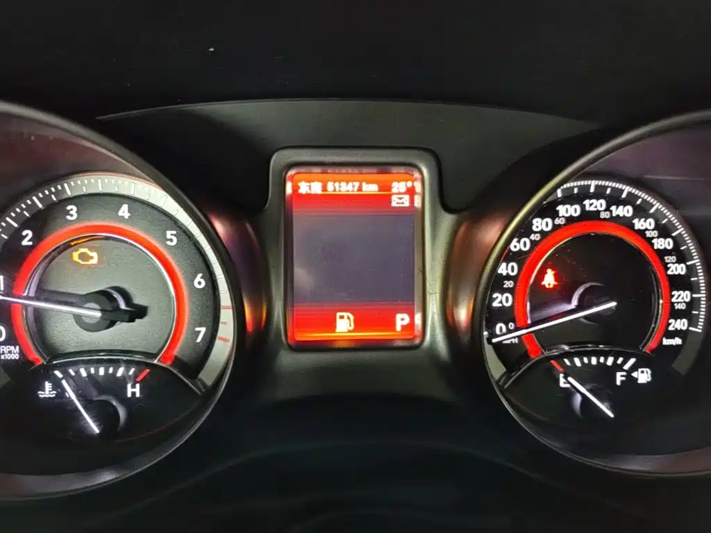 Dodge Journey 2017 — фото 12