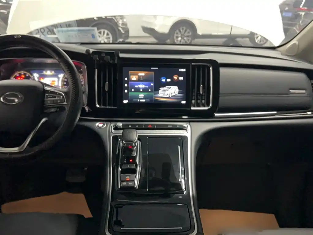 GAC Motor Trumpchi M8 2023 — фото 7