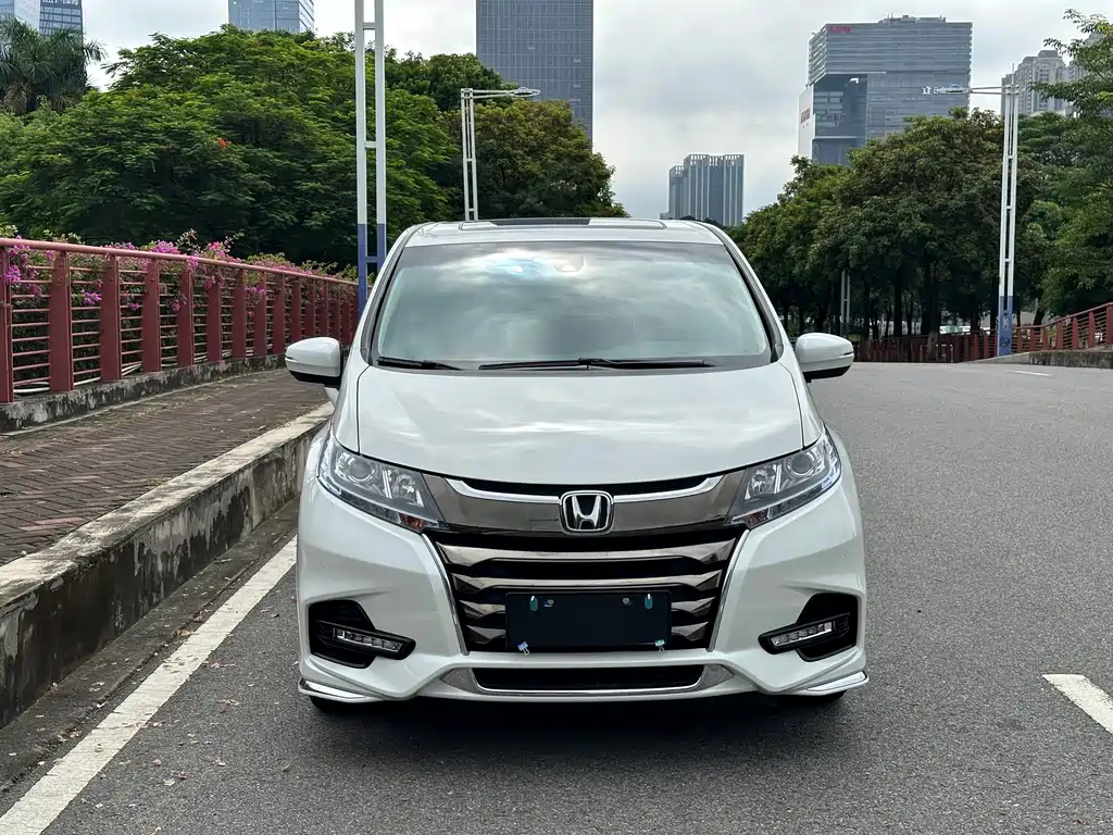 Honda Odyssey 2020 — фото 2