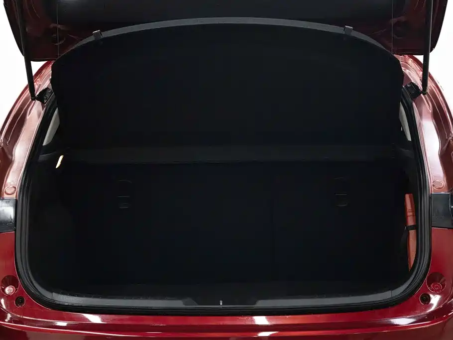 Mazda 3 Axela 2019 — фото 8