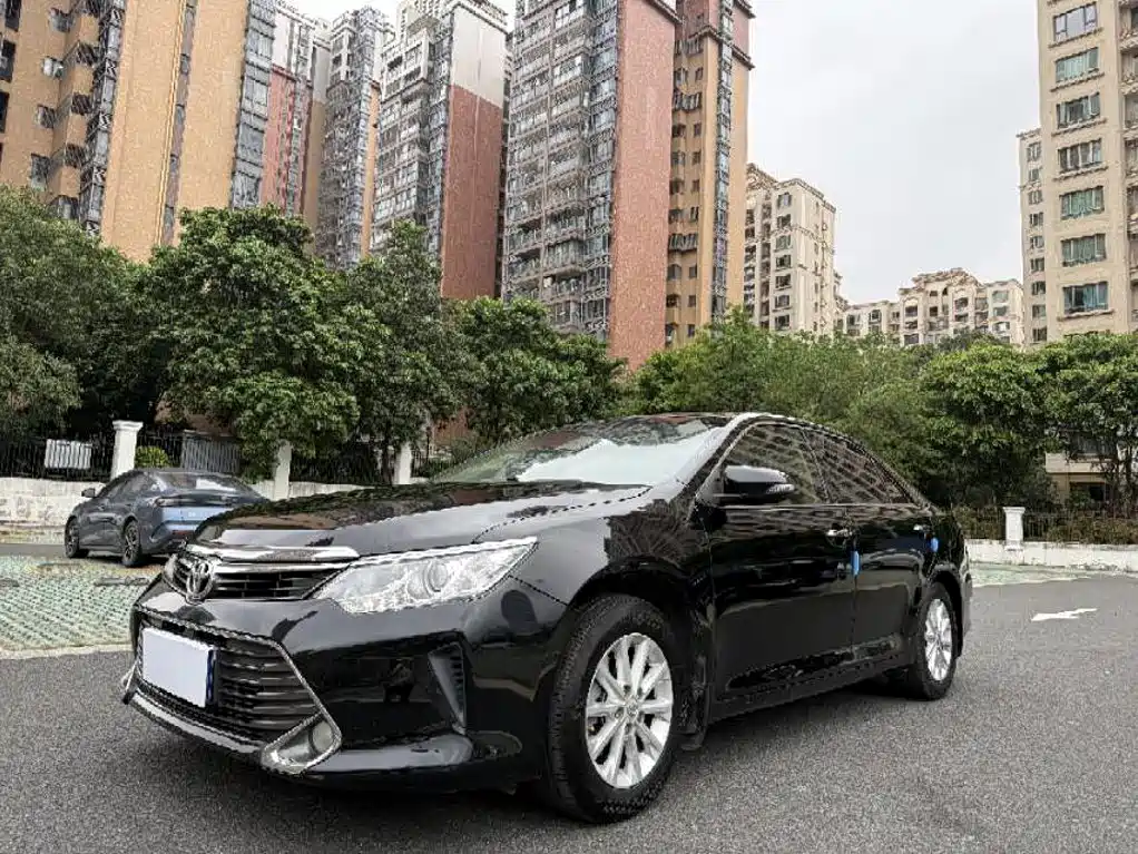 Toyota Camry 2016