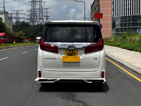Toyota Alphard 2018