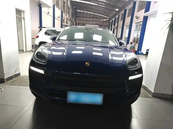 Porsche Macan 2022