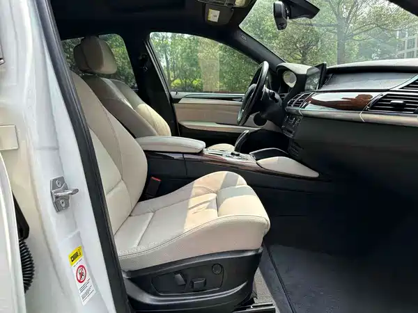 BMW X6 2014