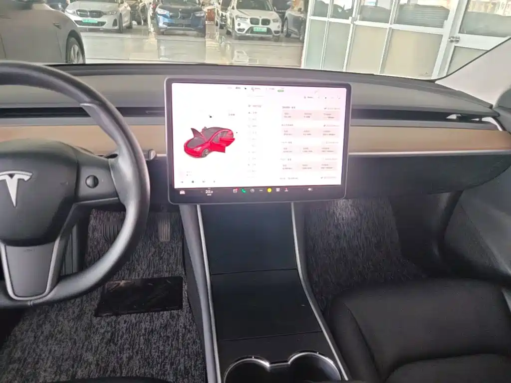 Tesla Model 3 2019 — фото 13