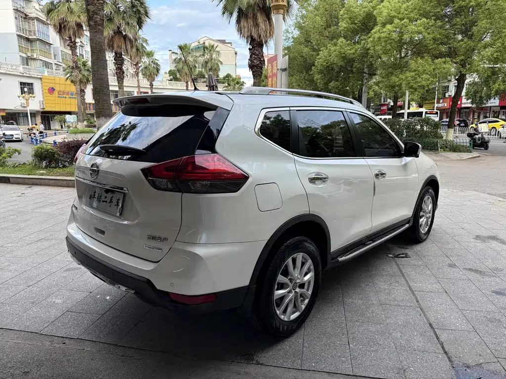 Nissan X-Trail 2020 — фото 9