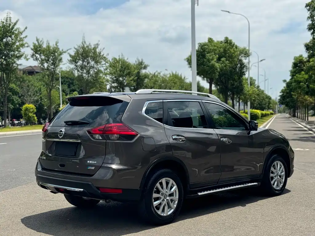 Nissan X-Trail 2017 — фото 15