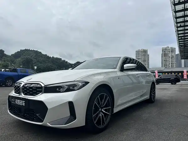BMW 3 Series 2025