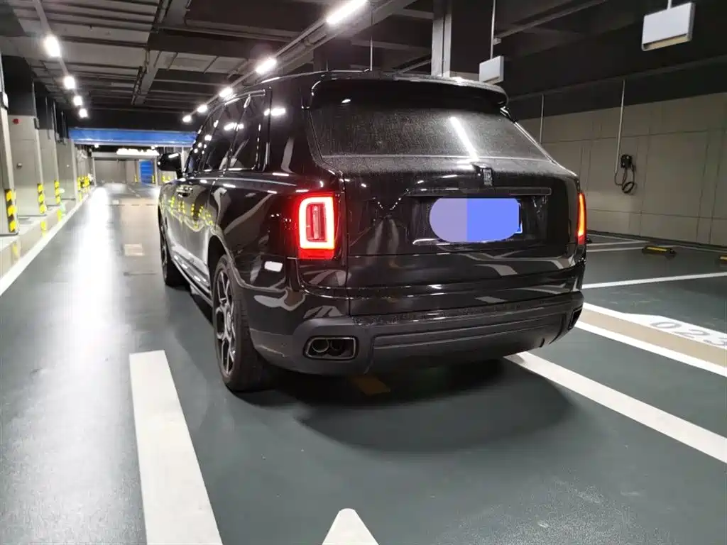 Rolls-Royce Cullinan 2023