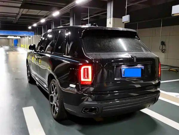 Rolls-Royce Cullinan 2023
