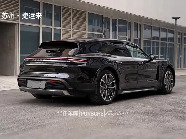 Porsche Taycan 2022
