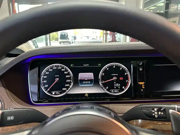 Mercedes-Benz S-Class 2014