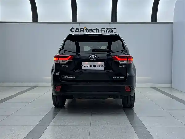 Toyota Highlander 2020