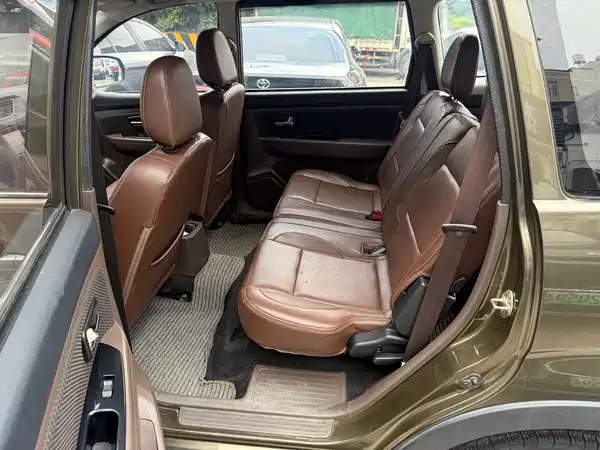 FAW Senya S80 2015