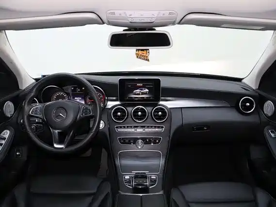 Mercedes-Benz C-Class 2016 — фото 18