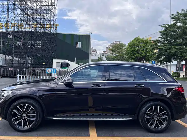 Mercedes-Benz GLC 2021