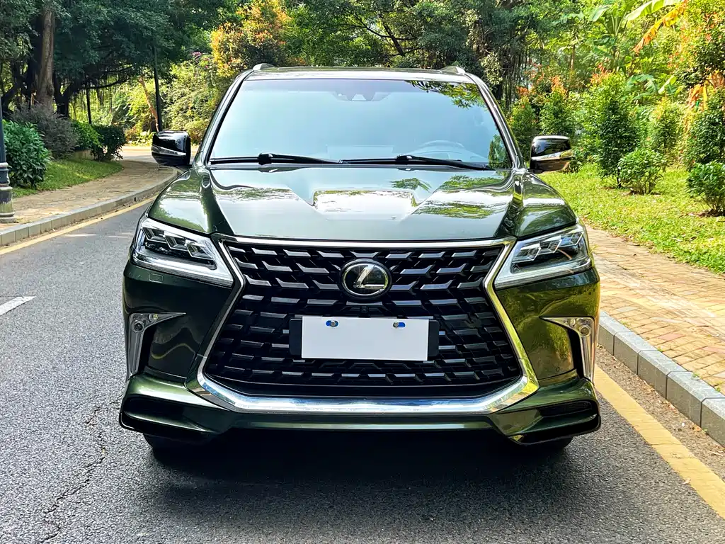 Lexus LX 2022 — фото 2
