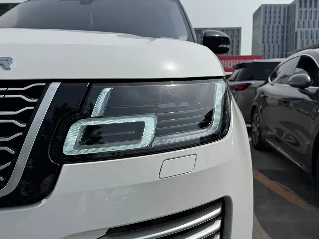 Land Rover Range Rover 2018 — фото 4