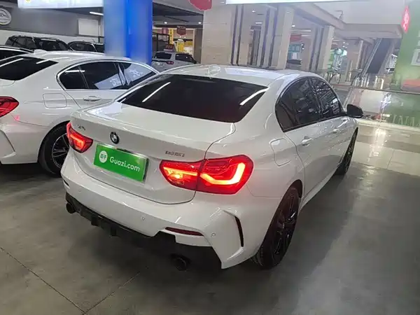 BMW 1 Series 2023