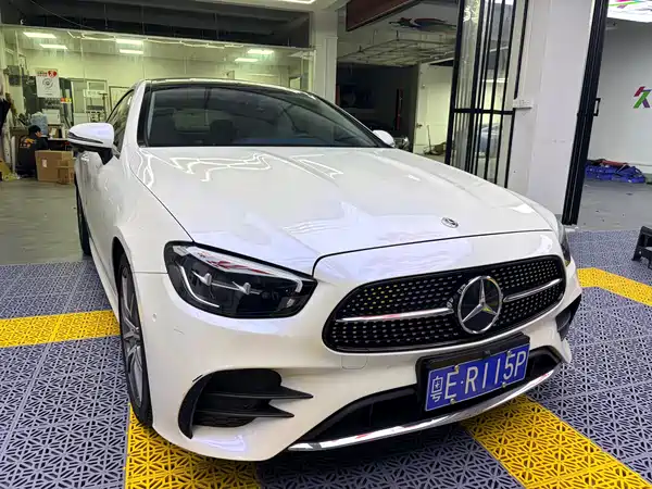 Mercedes-Benz E-Class 2022