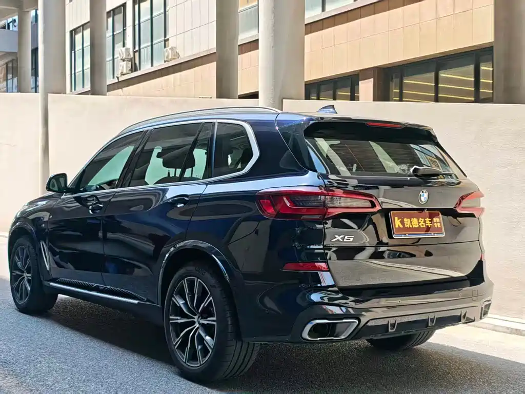 BMW X5 2022 — фото 7
