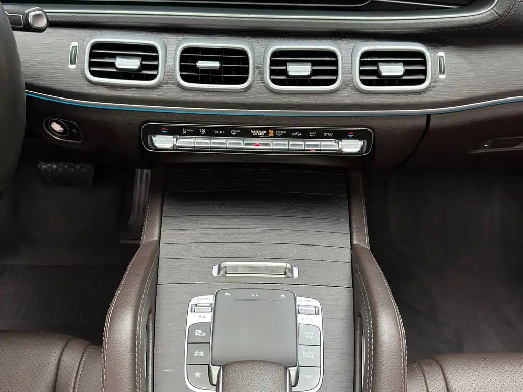 Mercedes-Benz GLE 2019 — фото 20