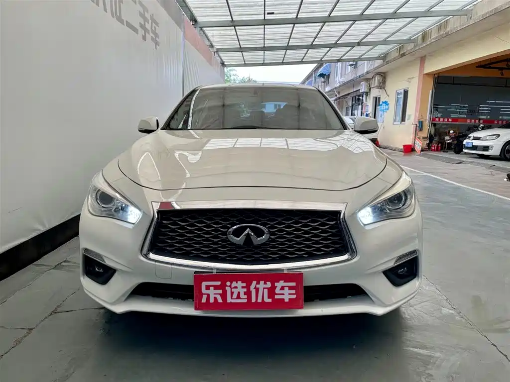 Infiniti Q50L 2019