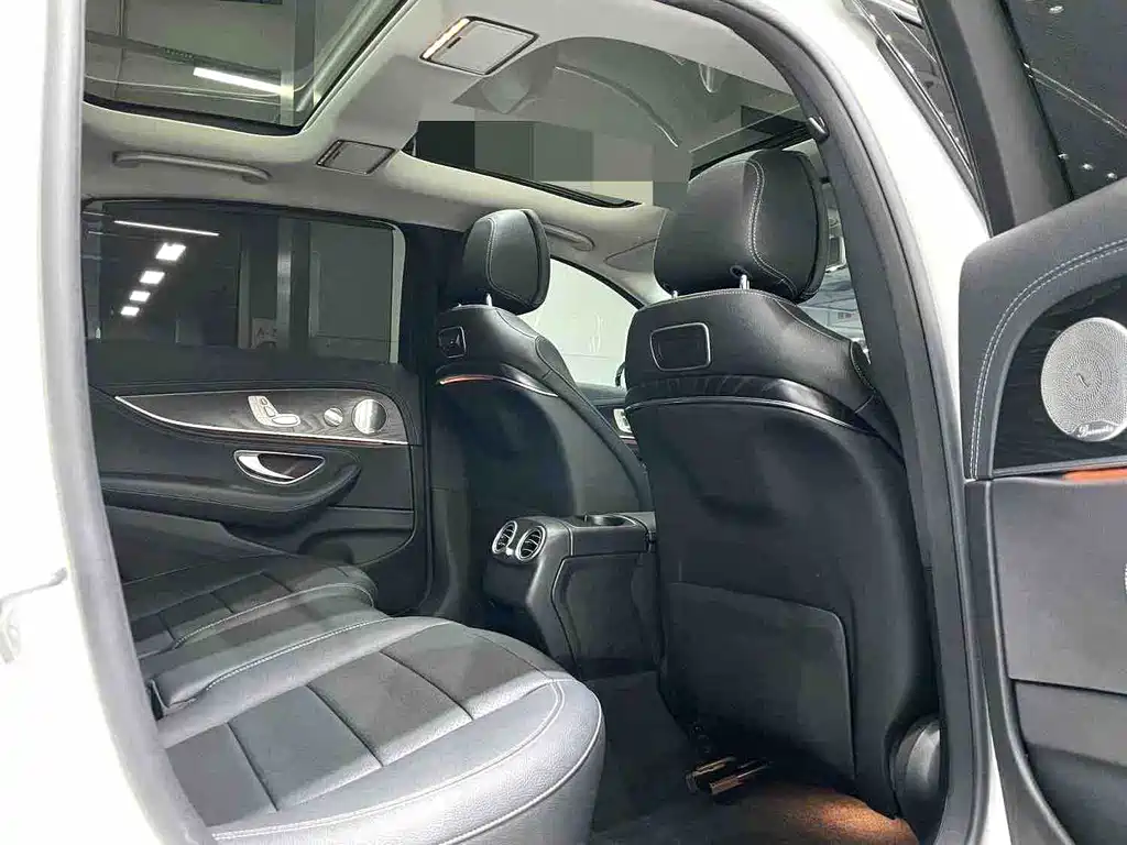 Mercedes-Benz E-Class 2019