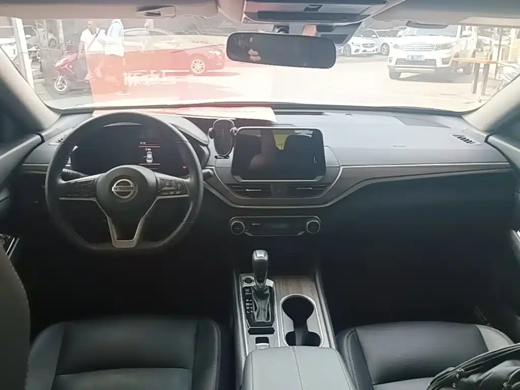 Nissan Teana 2022 — фото 10