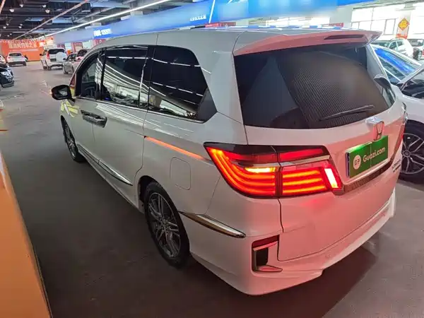 Honda Elysion 2019