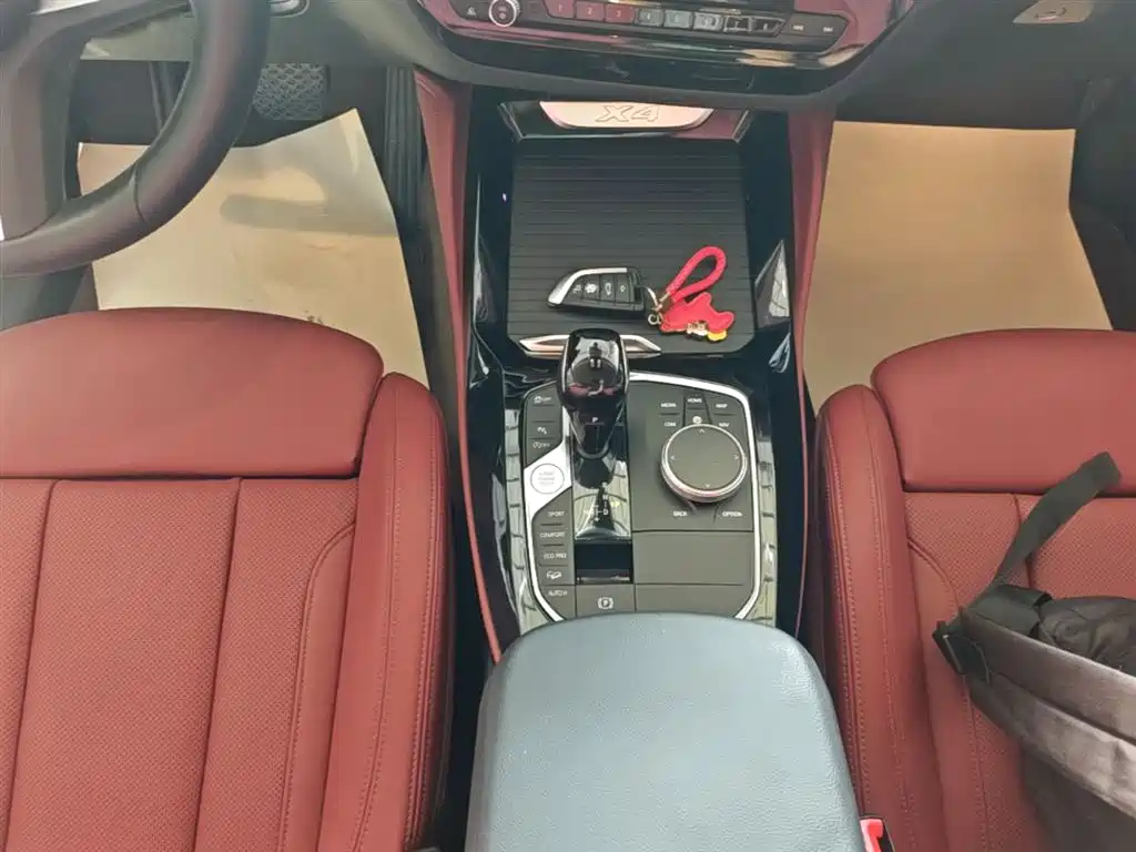 BMW X4 2024 — фото 14