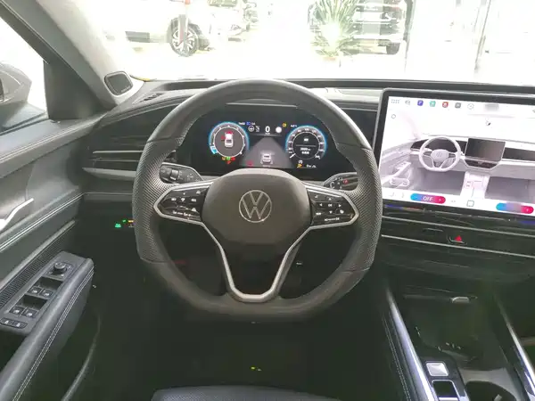 Volkswagen Passat 2024