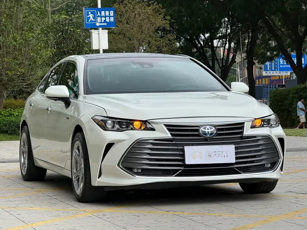 Toyota Avalon 2019 — фото 3