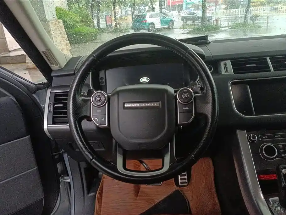 Land Rover Sport 2017 — фото 15