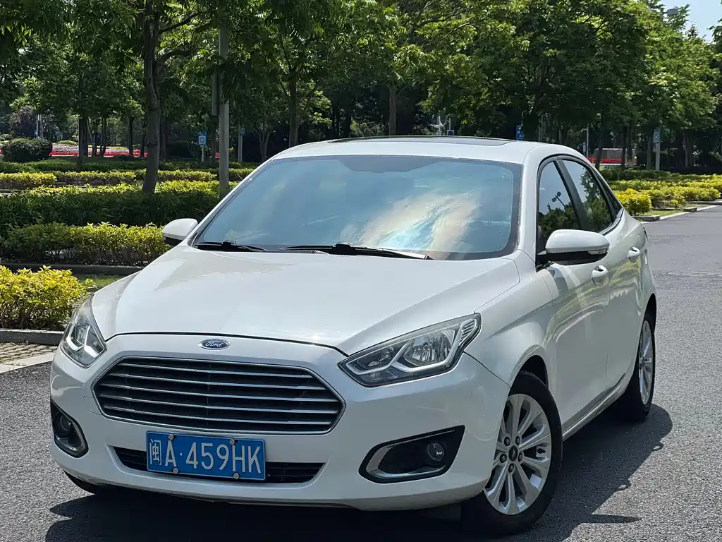 Ford Escort 2016