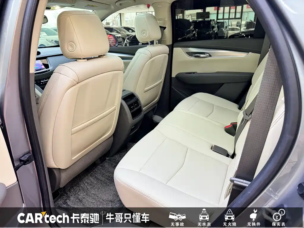 Cadillac XT5 2023 — фото 19