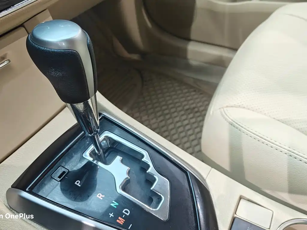 Toyota Corolla 2015 — фото 13
