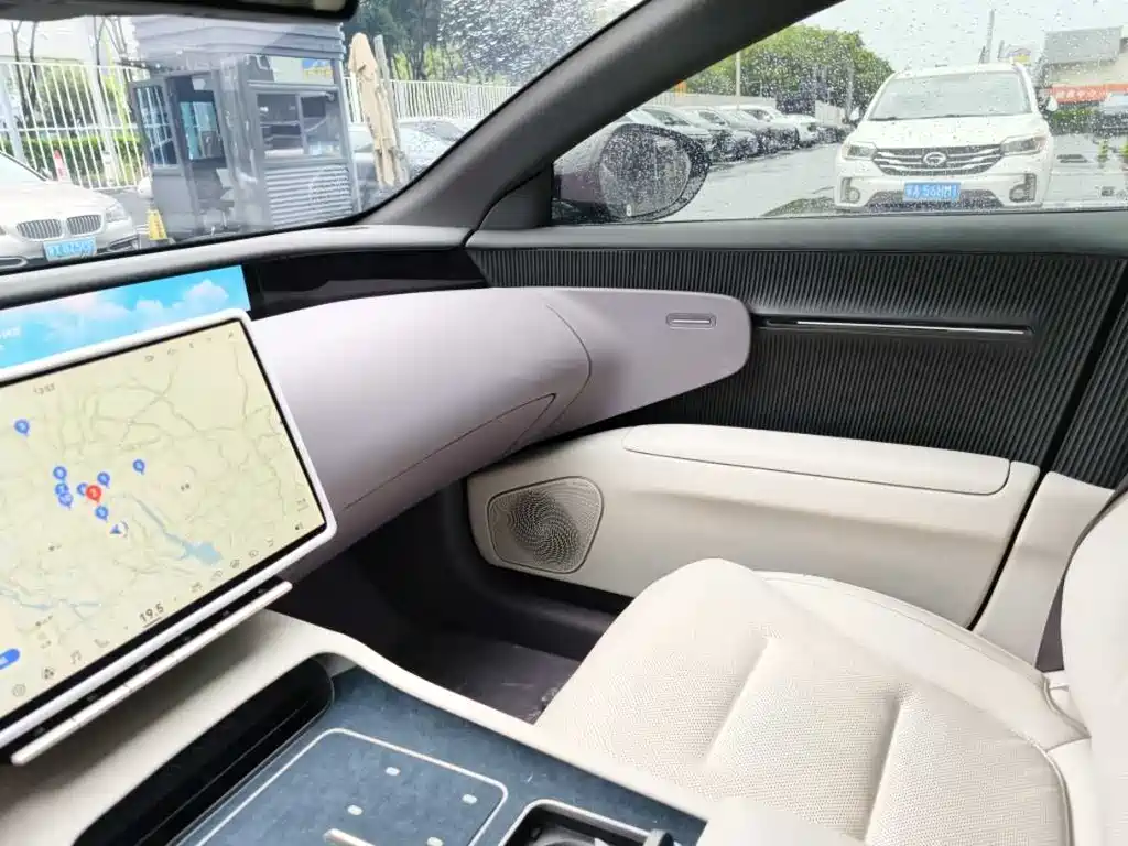 Avatr 12 2025 — фото 12