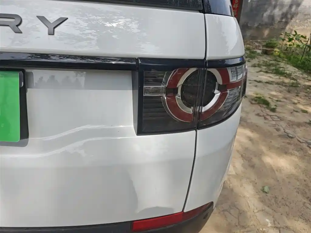 Land Rover Discovery Sport 2018 — фото 8