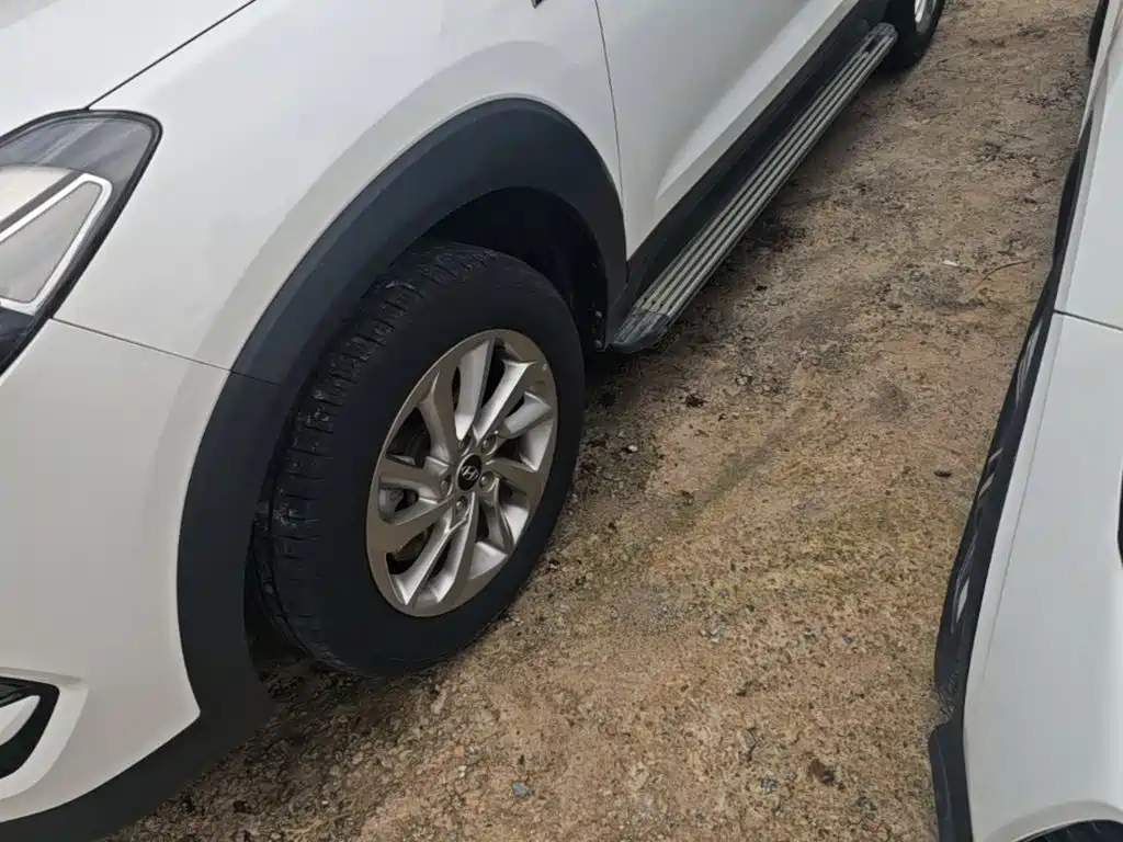Hyundai Tucson 2017 — фото 23