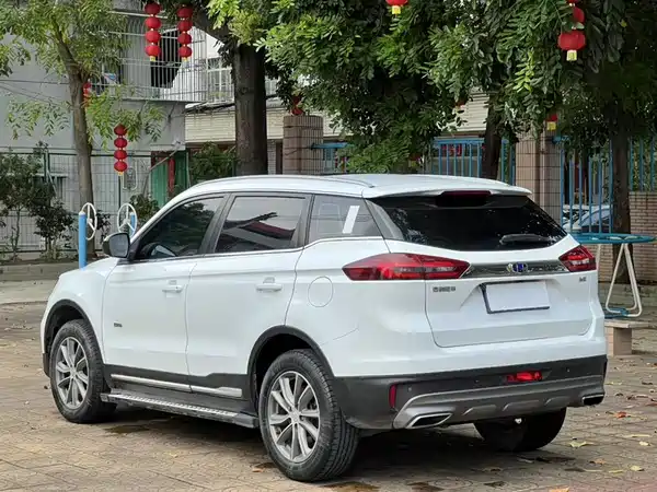 Geely Boyue 2019