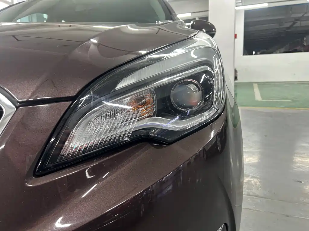 Buick Envision Plus 2019 — фото 12
