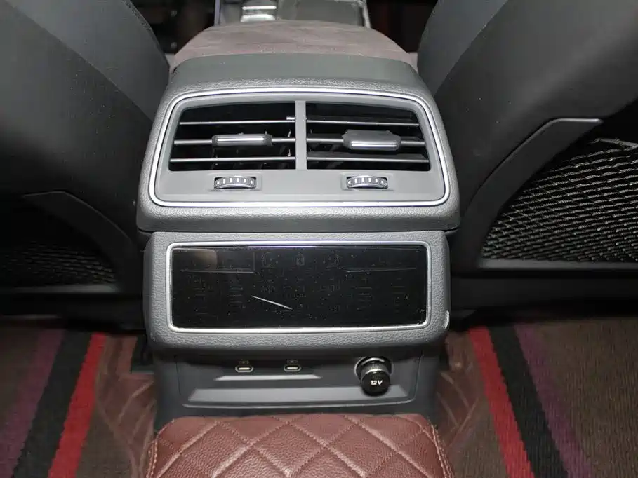 Audi A6L 2023 — фото 10
