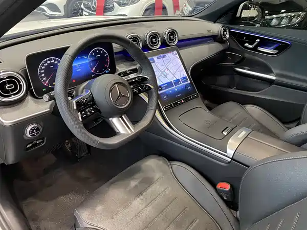 Mercedes-Benz C-Class 2024