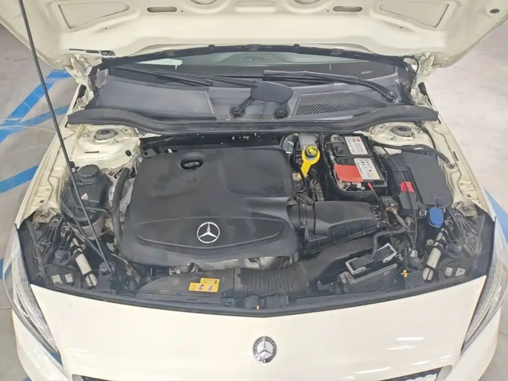 Mercedes-Benz A-Class 2016 — фото 20