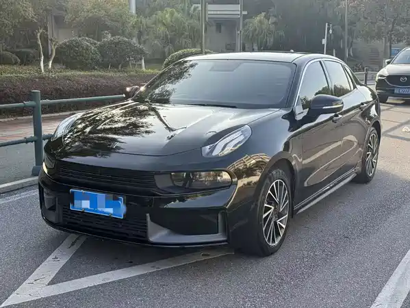 Lynk & Co 03 2021