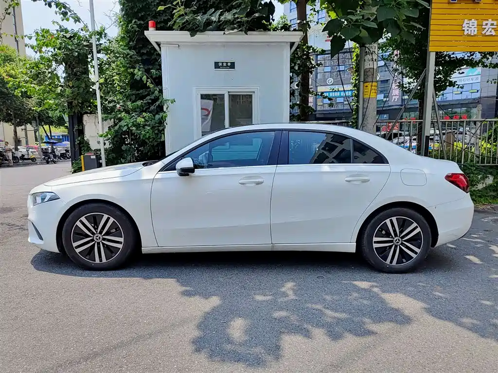 Mercedes-Benz A-Class 2022