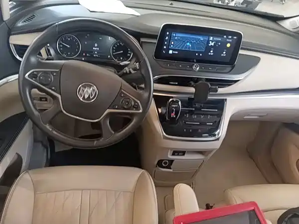 Buick GL8 2024